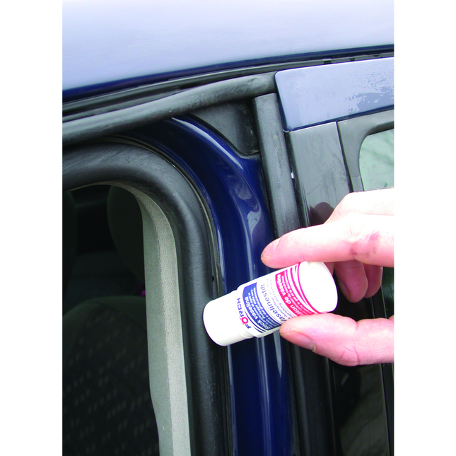 FÖRCH VAZELİN ÇUB. 25ML