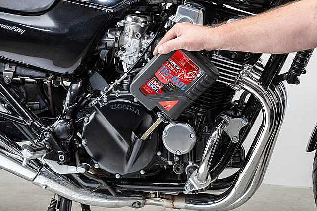 LIQUI MOLY MOTOSİKLET 4T SYNTH 10W-50 RACE 1L