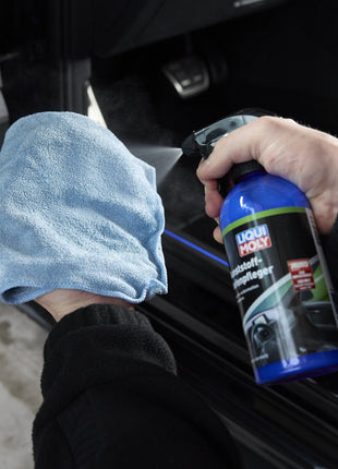 LIQUI MOLY PLASTİK YÜZEY TEMİZLEYİCİ 500ML